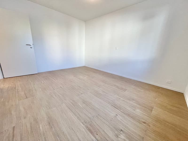 Moderne 2.5 Zimmer Wohnungen mit Waschmaschine/ Tumbler neben Emmencenter (8)