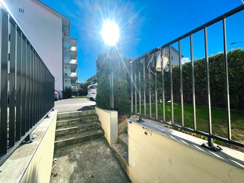 TOP MODERNE 3.5 ZIMMER WOHNUNG ZENTRAL IN EMMENBRÜCKE (16)