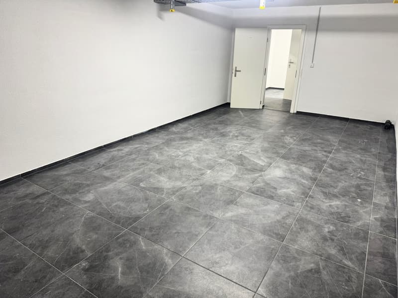 Great hobby rooms incl. WC for rent at a super location! (5)