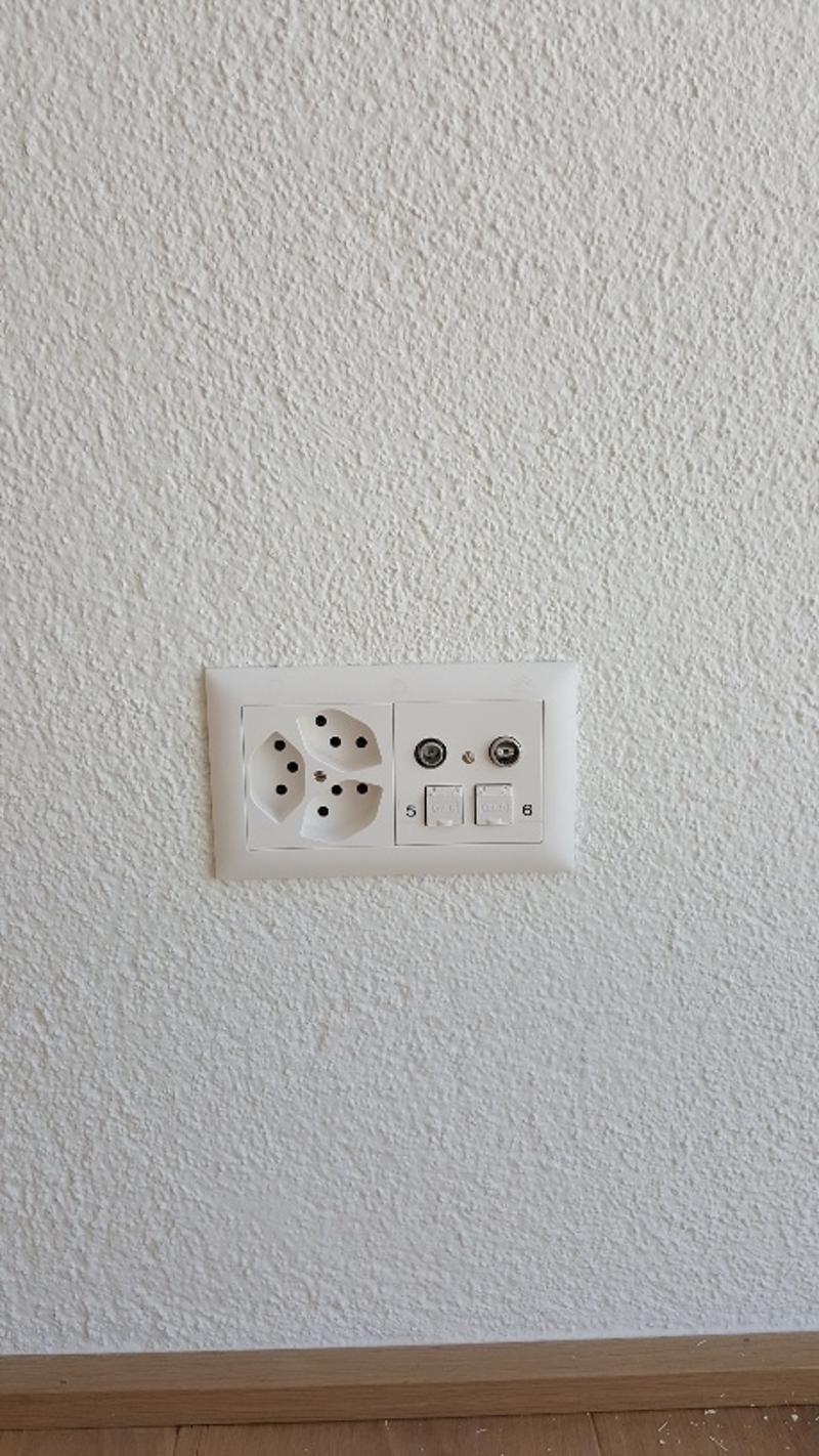 Appartamento accogliente di 2.5 locali con balcone a Buchs AG (8)