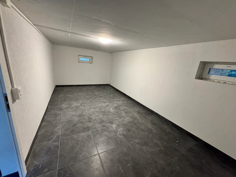 ERSTVERMIETUNG: Top moderne Hobbyräume in Biberist (4)