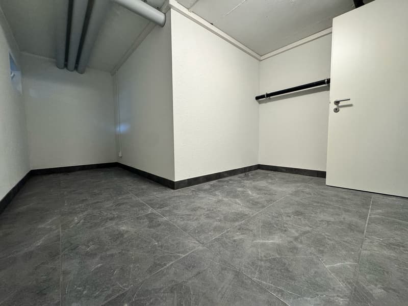 ERSTVERMIETUNG: Top moderne Hobbyräume in Biberist (6)
