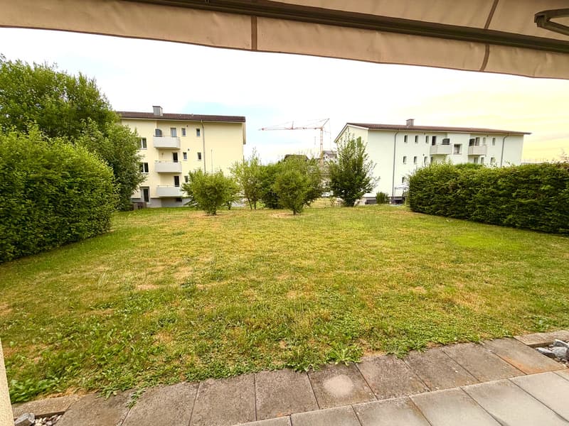 Ampio appartamento di 2,5 locali con giardino a Schötz (20)