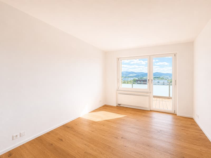 Appartamento in proprietà di 7,5 locali con vista sul lago e la montagna inobstructable! (8)