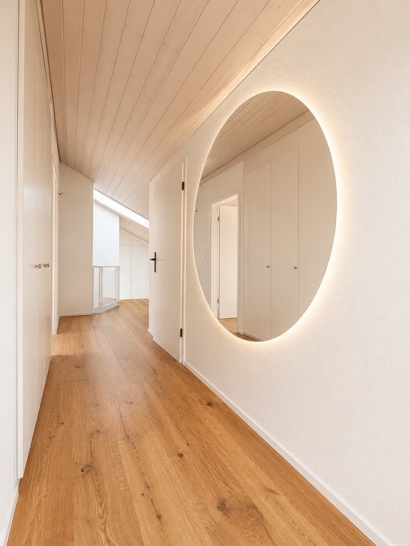 Appartamento in proprietà di 7,5 locali con vista sul lago e la montagna inobstructable! (11)