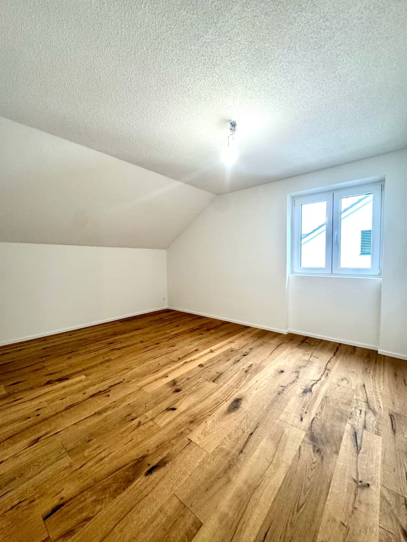 ERSTVERMIETUNG: Wunderschöne 2.5 Zimmer Attika-Wohnungen in Wangen bei Olten (11)