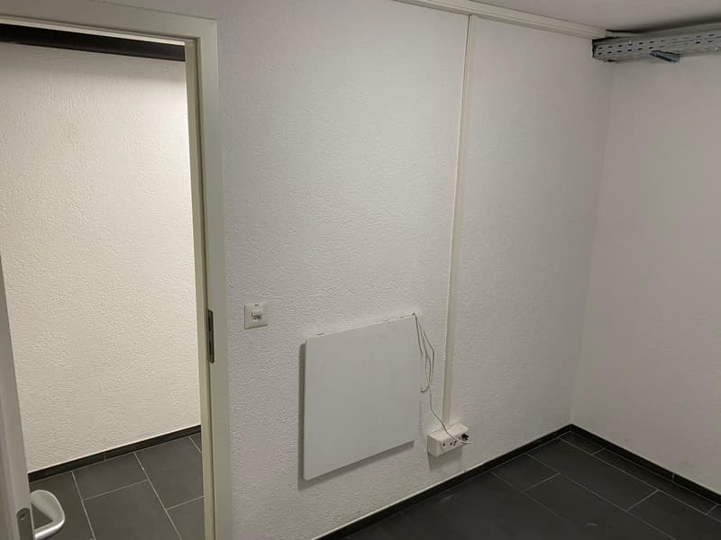 Voll ausgestatteter Hobbyraum an zentraler Lage (1)