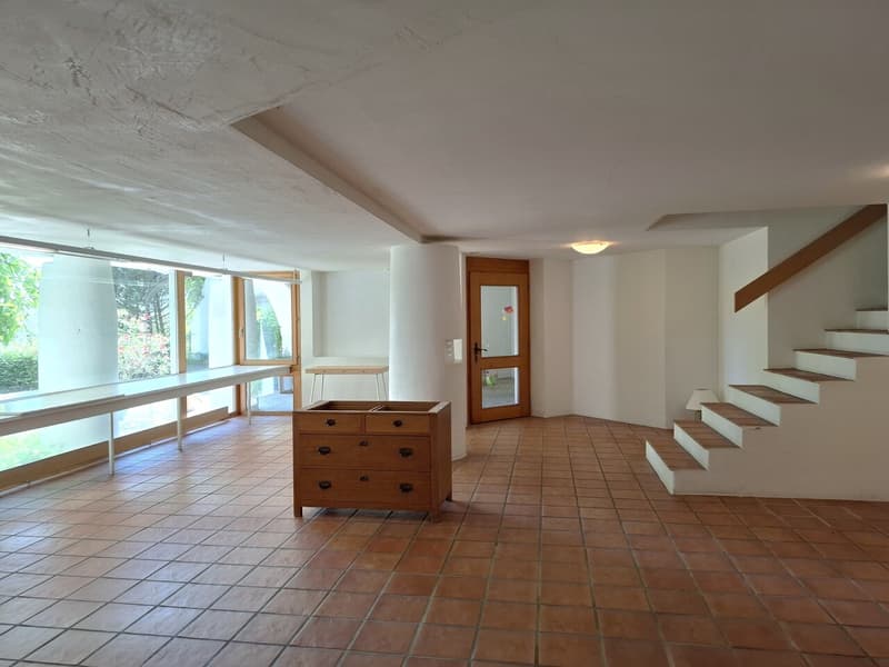 Living with heart and character - single-family house with commercial space (13)