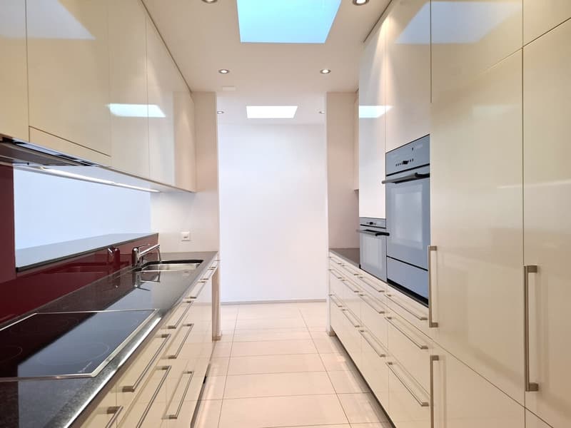 Spacious living on the outskirts of the city (5)