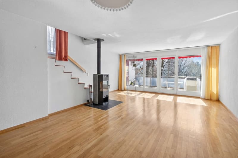Charming 5.5 room semi-detached house with design potential (4)