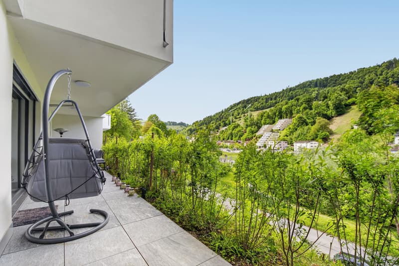 Timeless Elegance - Like-New 3.5 Room Apartment with Terrace (7)