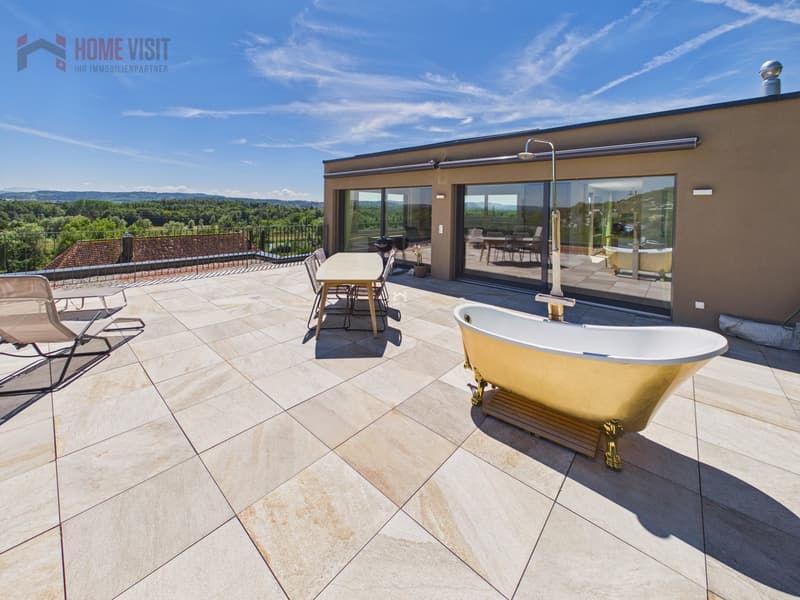 70 m² Sonnenterrasse mit Weitblick