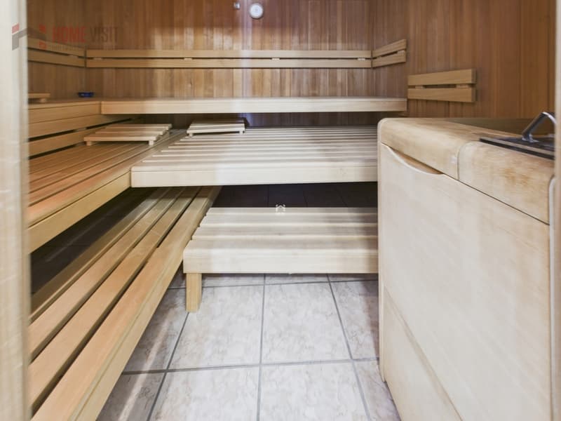 Sauna im unteren Erdgeschoss