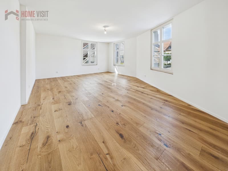 Schlafzimmer - grosszügiger Rückzugsort mit rund 22.6 m²