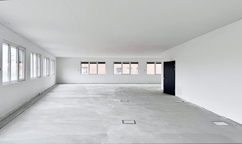 Due piani incl. area al piano terra in posizione prominente - 900 m² di spazio ufficio/commerciale! (7)