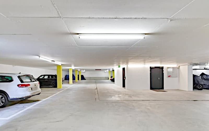 Due piani incl. area al piano terra in posizione prominente - 900 m² di spazio ufficio/commerciale! (13)
