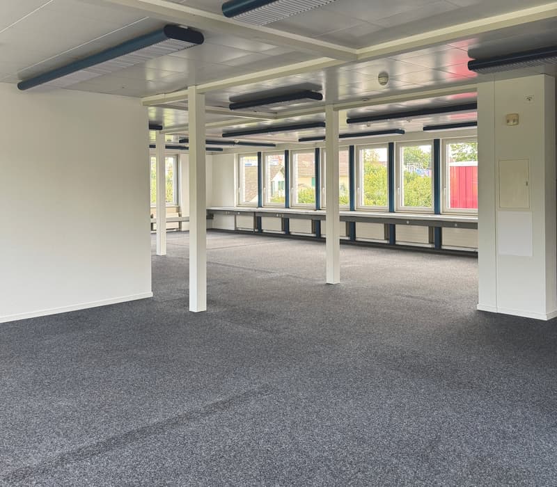 Preiswerte Bürofläche mit 318 m² – ideal für KMU oder Kombination mit Lager (3)