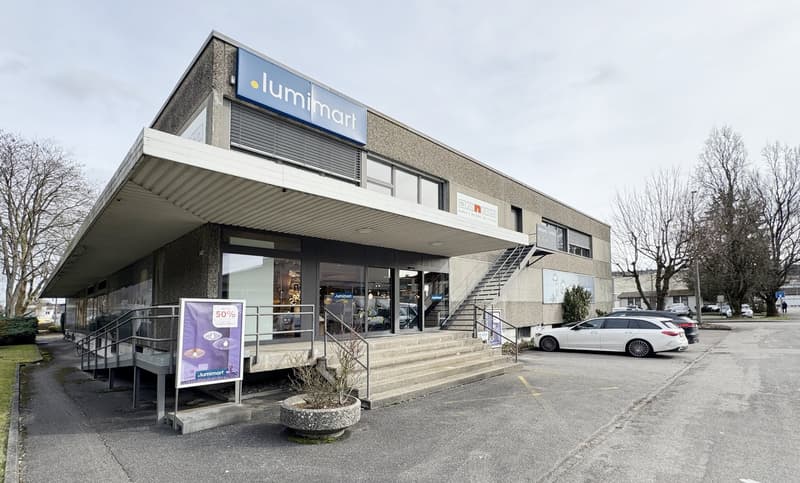 Storefront, Lumimart, entrance, staircases, parking, sign