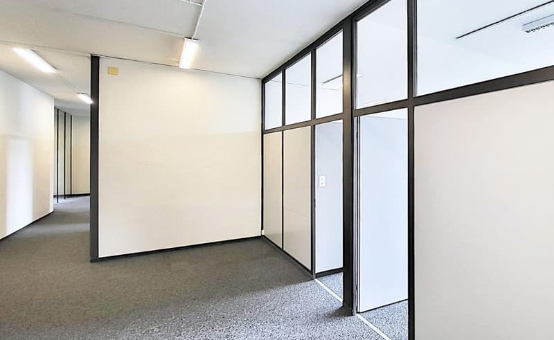 55 m² di spazio per uffici a Regensdorf! (2)