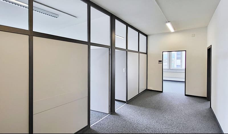 55 m² di spazio per uffici a Regensdorf! (3)