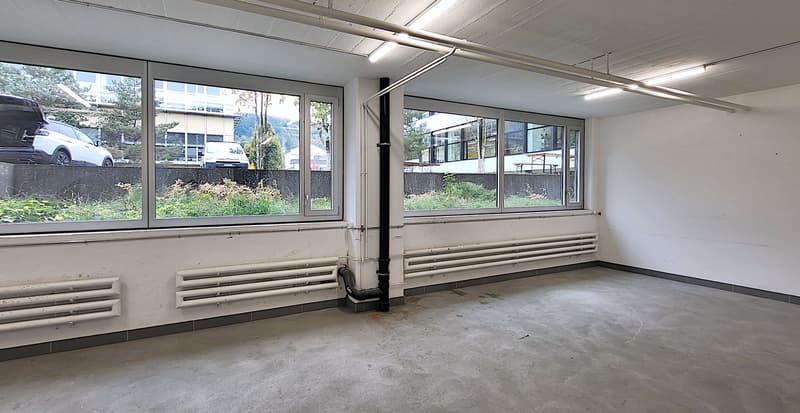 137 m² di spazio commerciale con consegna (5)