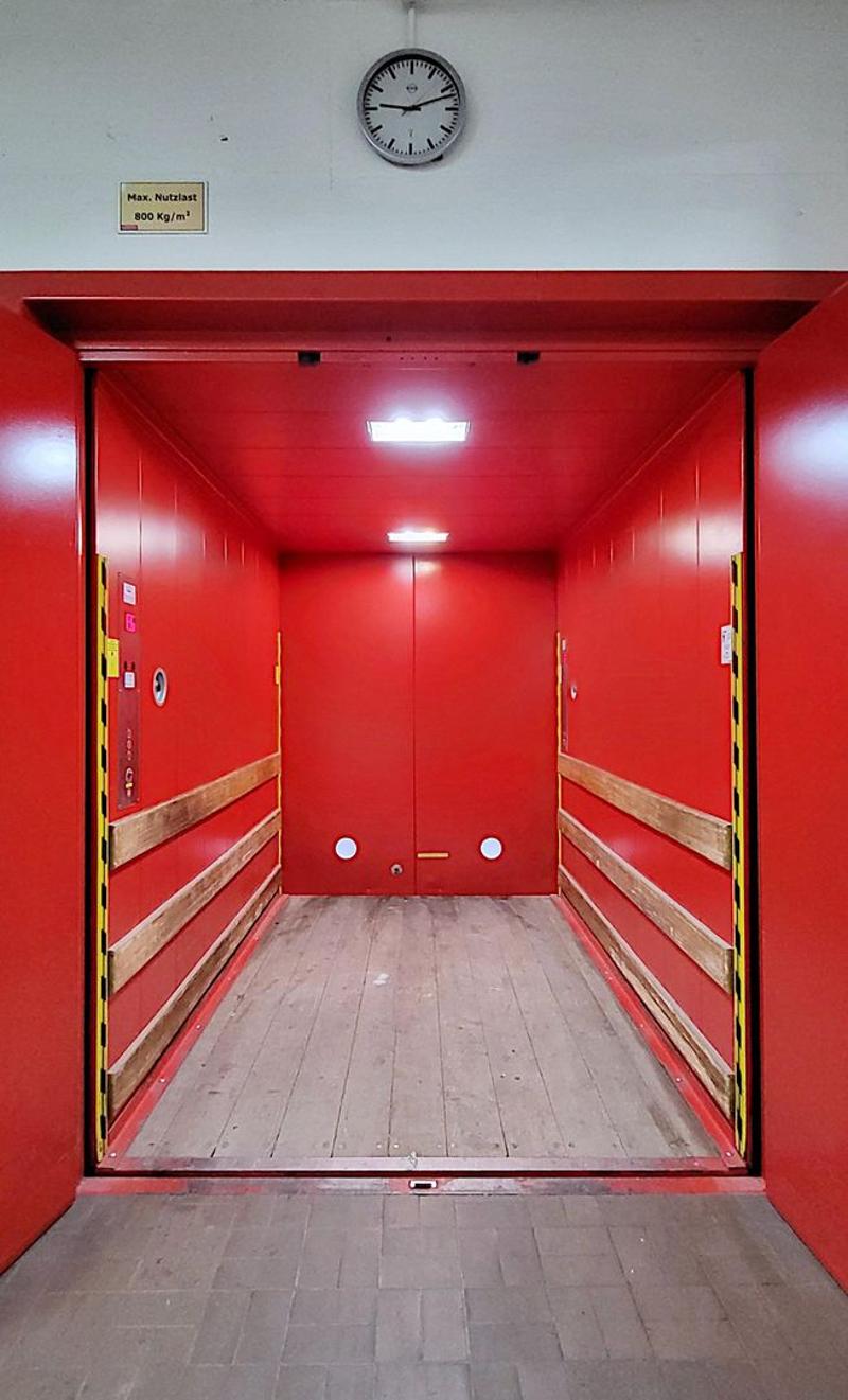 Il tuo nuovo sito di produzione a Zofingen - circa 2'000 m2 di produzione con magazzino! (16)