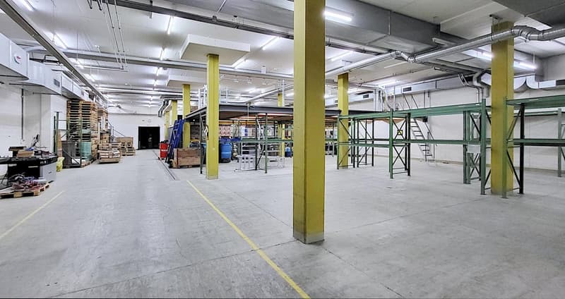 Il tuo nuovo sito di produzione a Zofingen - circa 2'000 m2 di produzione con magazzino! (12)