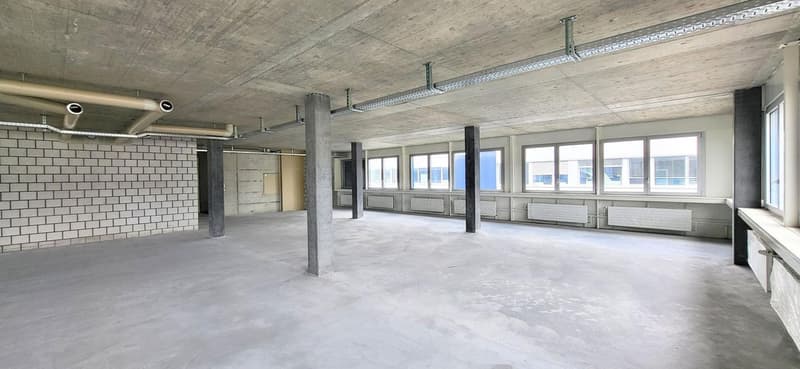 Spazio commerciale flessibile – ideale per la produzione e la logistica (7)