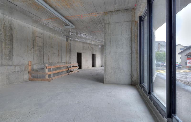Espace commercial au rez-de-chaussée pour des services, des ventes ou un bureau ! (5)