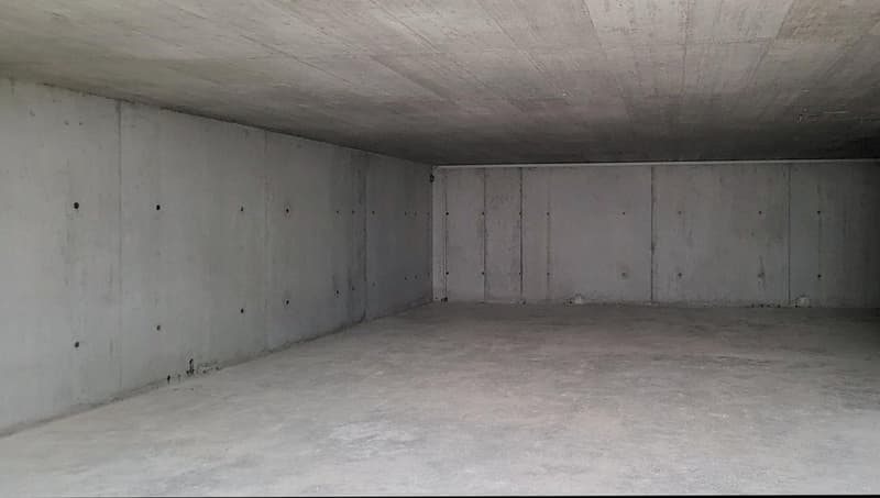 Warehouse space for rent as a magazine in a central location in Stetten (2)