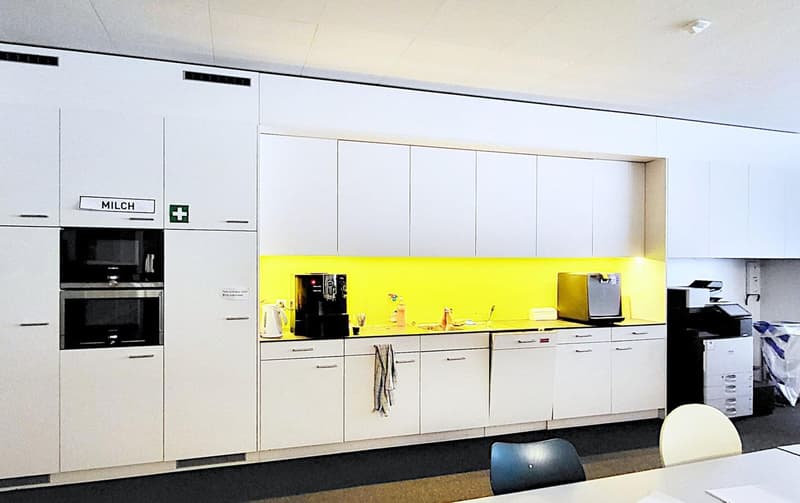 Nuove aree parziali - spazio ufficio completamente sviluppato - circa 620 m2! (4)