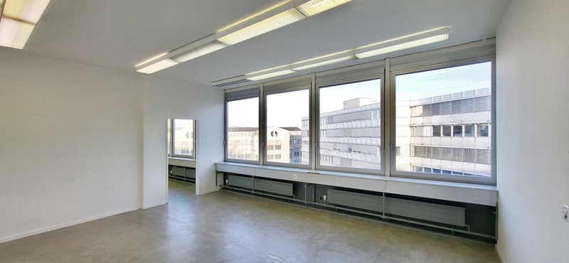Spazio commerciale pronto per l'occupazione con carico al pavimento di 1.000 kg/m²! (3)