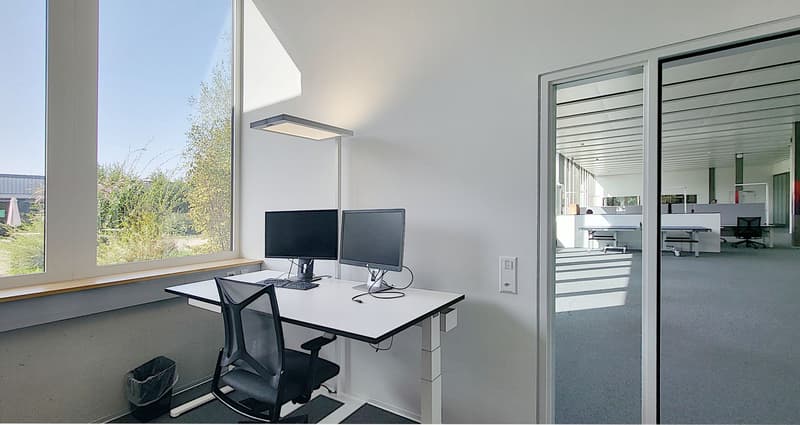 Your chance for 335 m² of office space in Luterbach! (4)