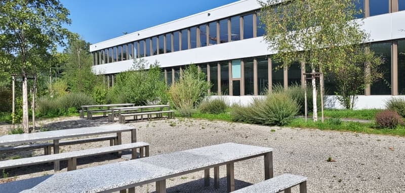 Your chance for 335 m² of office space in Luterbach! (8)
