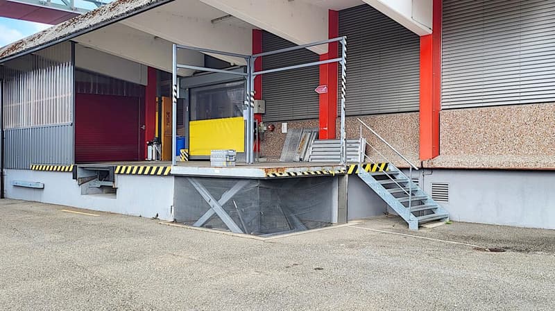 Piano terra completo con consegna e infrastruttura! (12)
