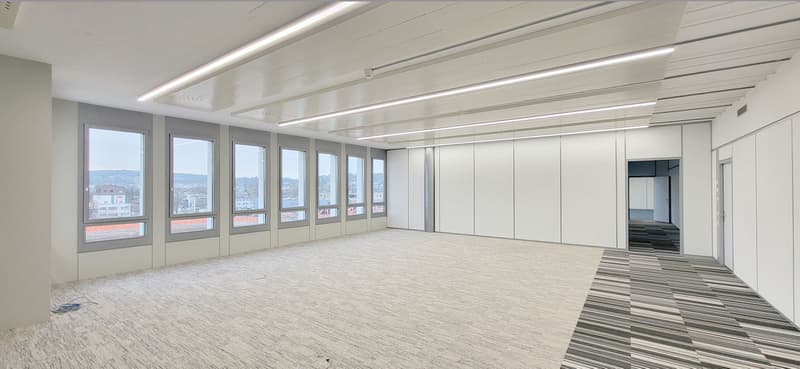 Unità di ufficio versatile con sale team spaziose e uffici individuali (4)