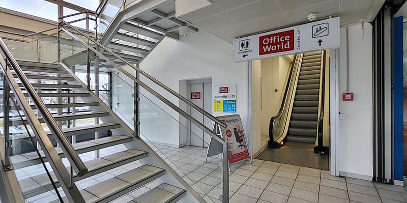 Superficie de vente attractive dans un quartier passionnant (7)