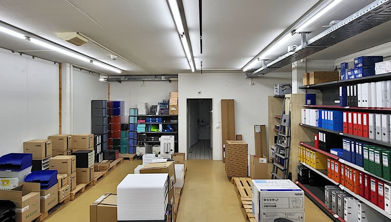 Superficie de vente attractive dans un quartier passionnant (5)