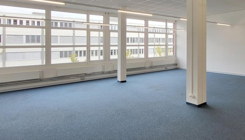 Well-located, expanded and bright office space with water connection - 158 m2! (8)