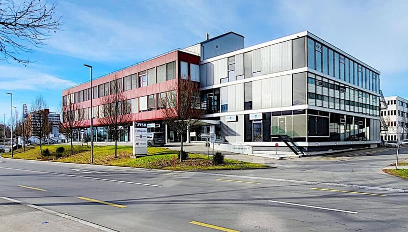 Well-located, expanded and bright office space with water connection - 158 m2! (11)