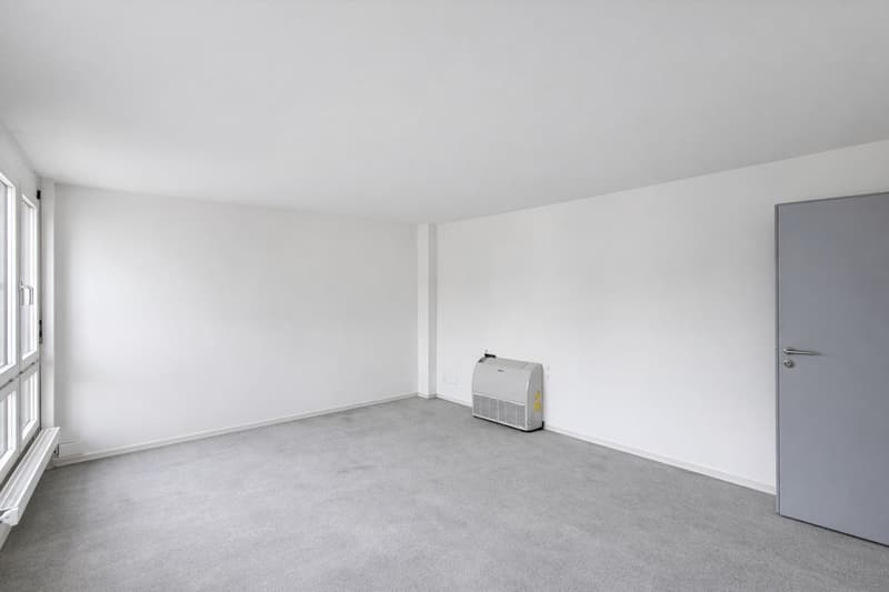 Exciting and bright office space in the heart of Affoltern - 149 m2! (10)