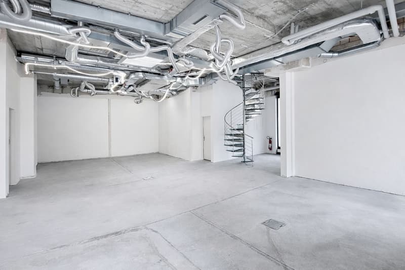 Commercial/Sales Area close to Parking - 207 m2! (8)
