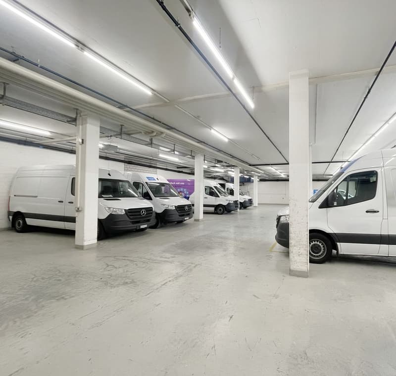 Espace commercial praticable - 522m²! (2)