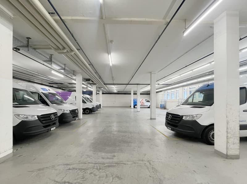 Espace commercial praticable - 522m²! (1)