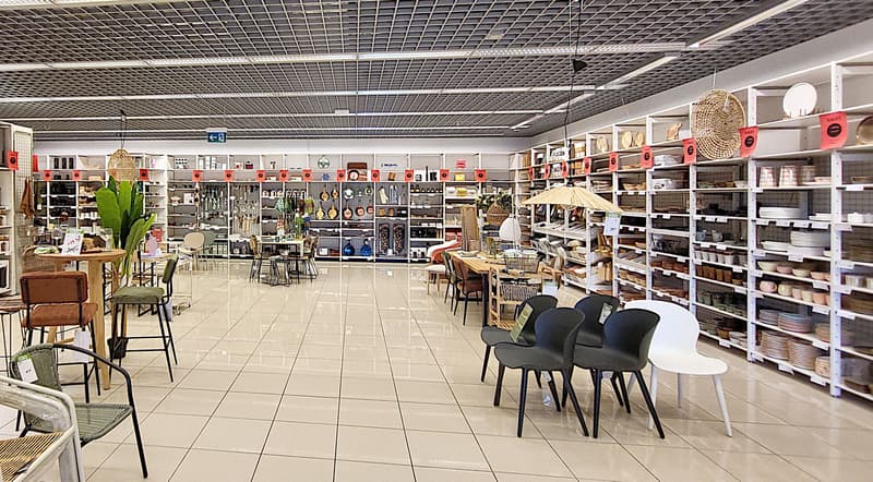 Attractive sales area at Shopping Walkestrasse (4)