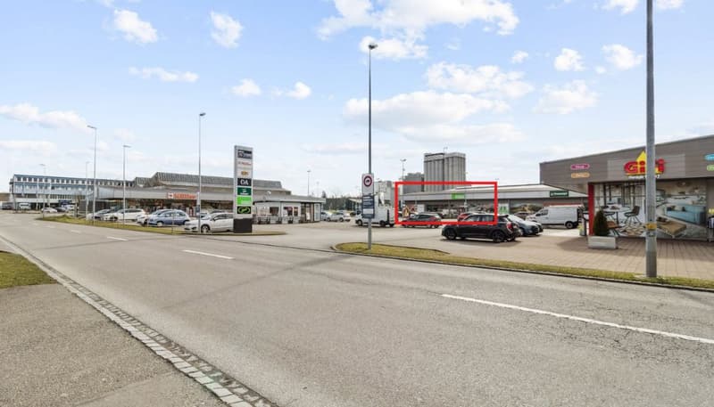 Attractive sales area at Shopping Walkestrasse (7)