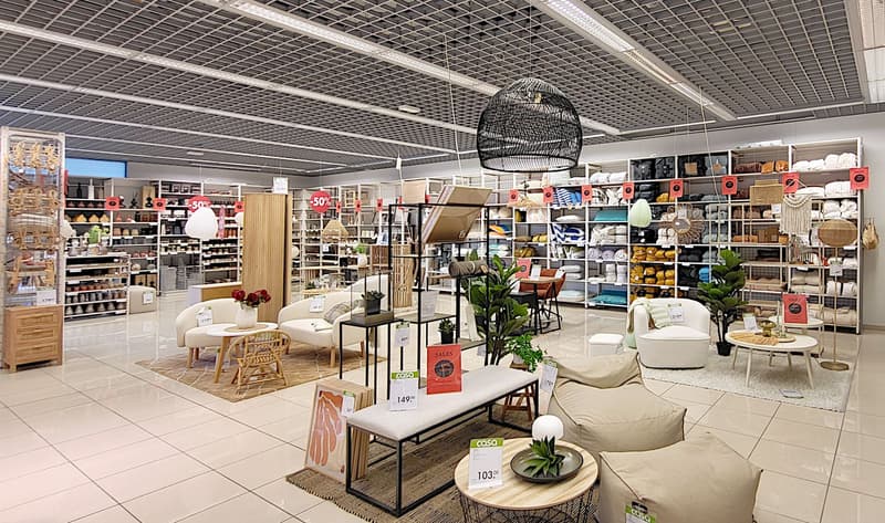 Attractive sales area at Shopping Walkestrasse (2)