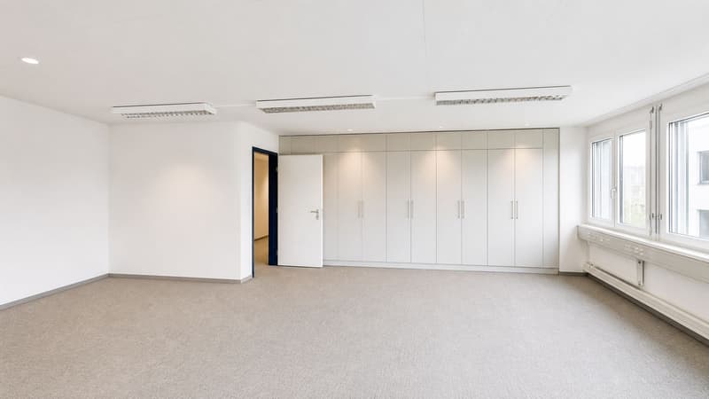 Purposely designed office space - existing subdivisions! (4)