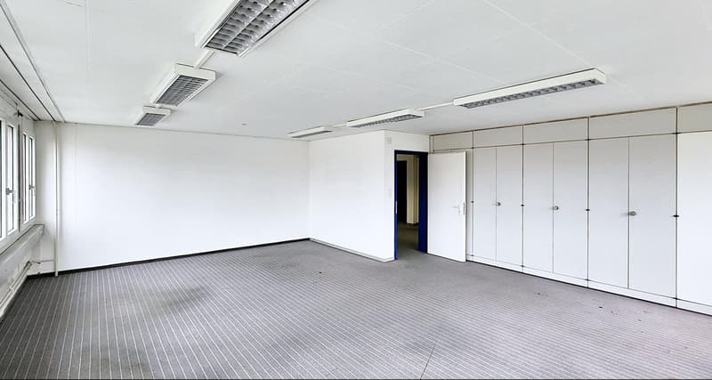Purposely designed office space - existing subdivisions! (6)