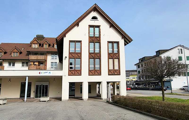 EG-Ladenlokal in unmittelbarer Nähe zu Denner - 207 m2! (9)
